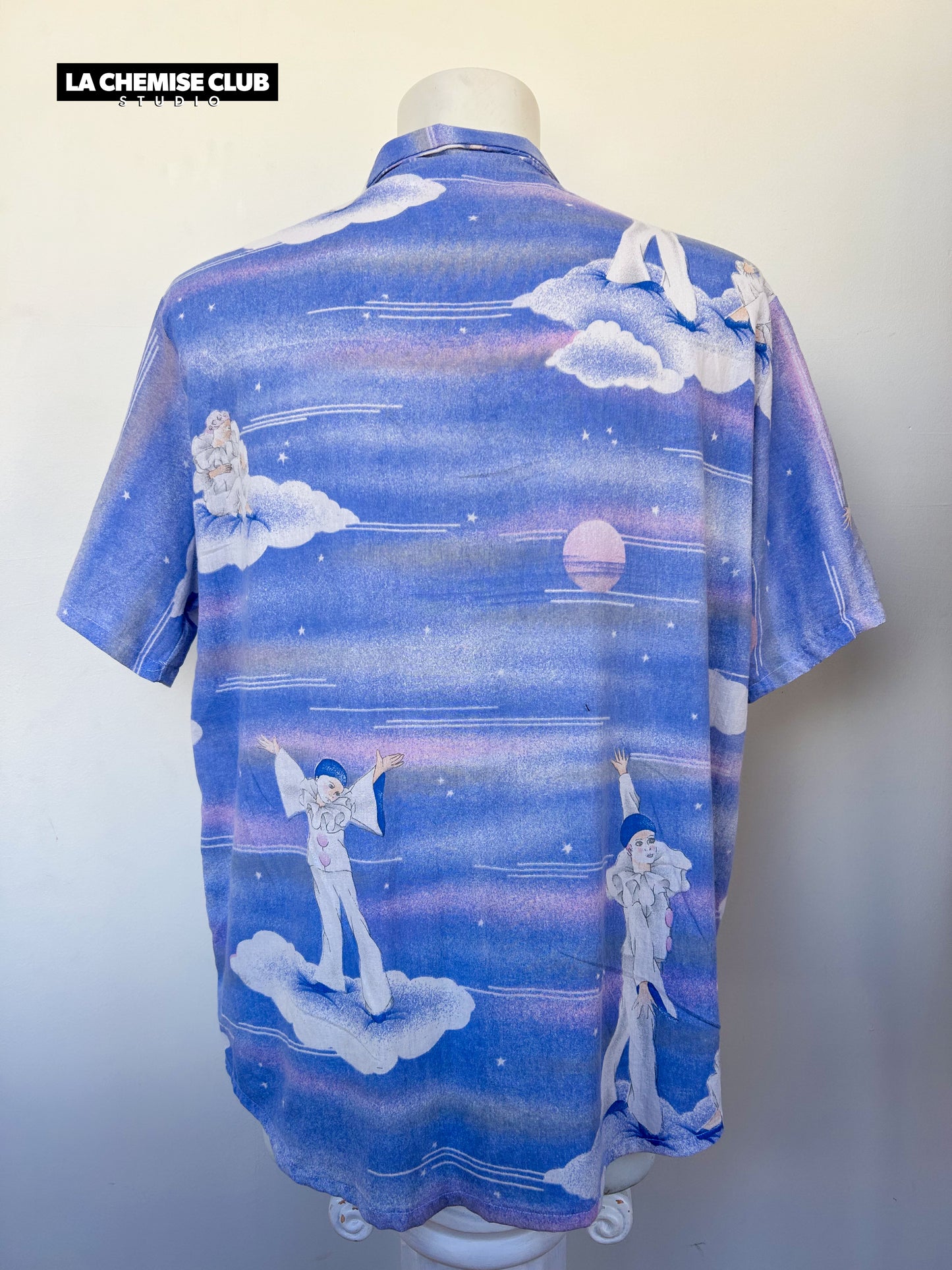 La Chemise Club Studio • Pierrot