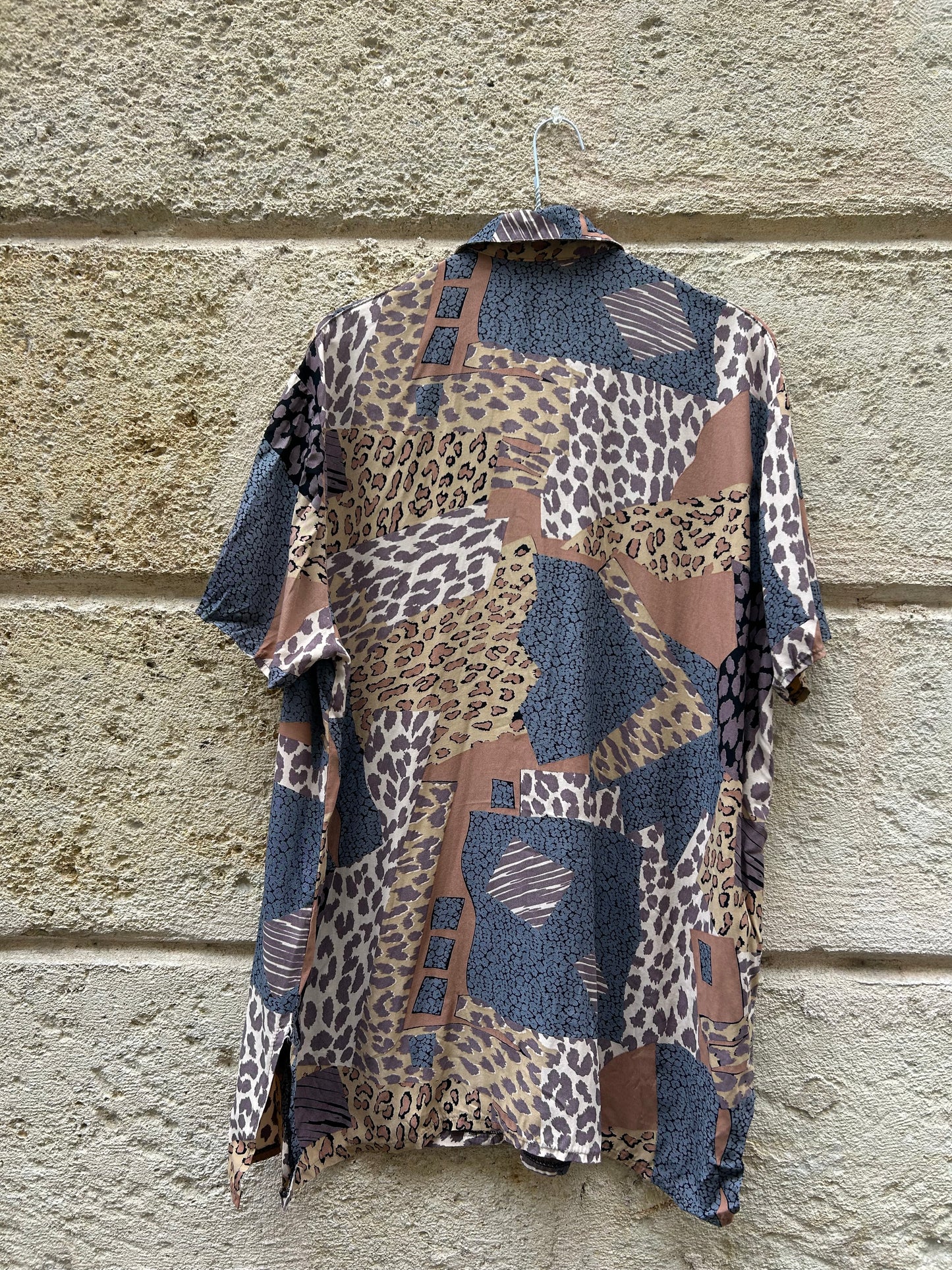 Chemise sauvé par le fauve