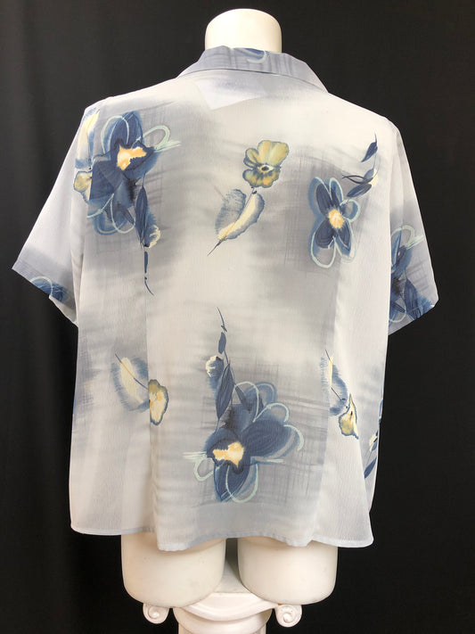 Chemise gris fleuri