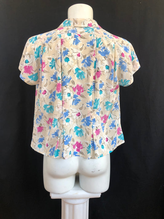 Chemise fleurs volantes