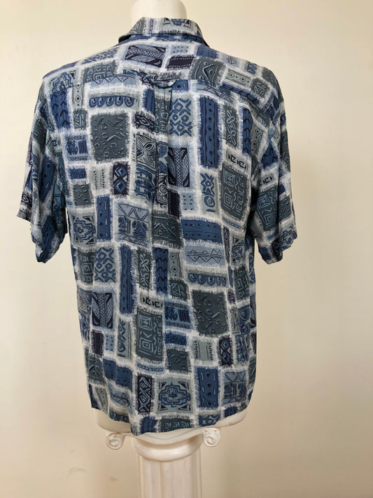 Chemise bleu totem
