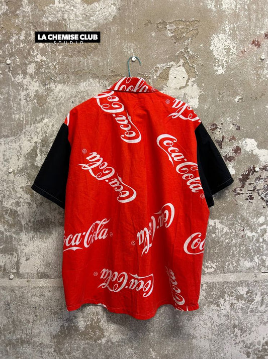 La Chemise Club Studio • Cola