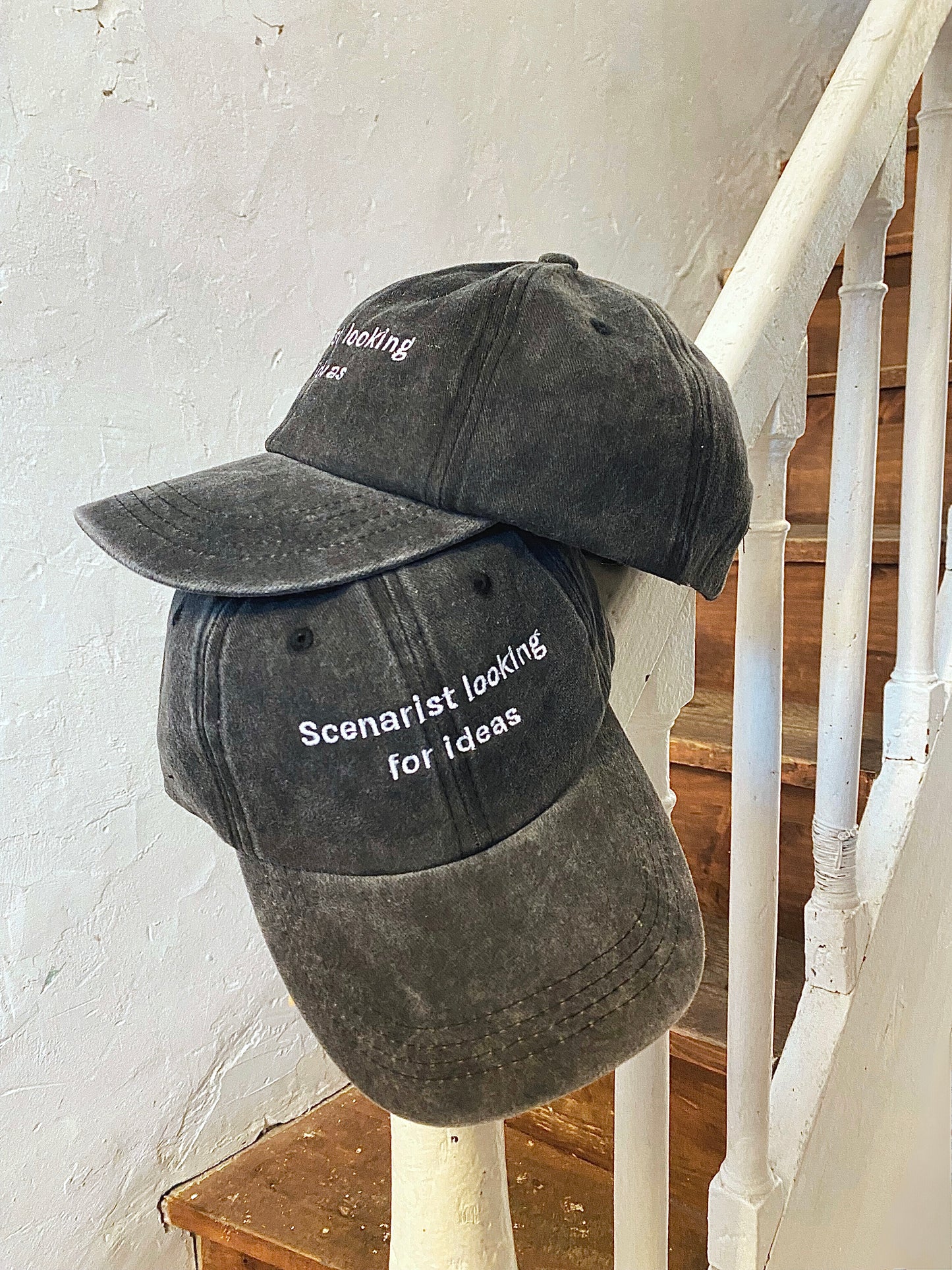 Casquette Scenarist looking for ideas noire