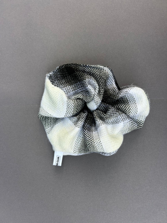 Chouchou en laine • La Chemise Club Studio