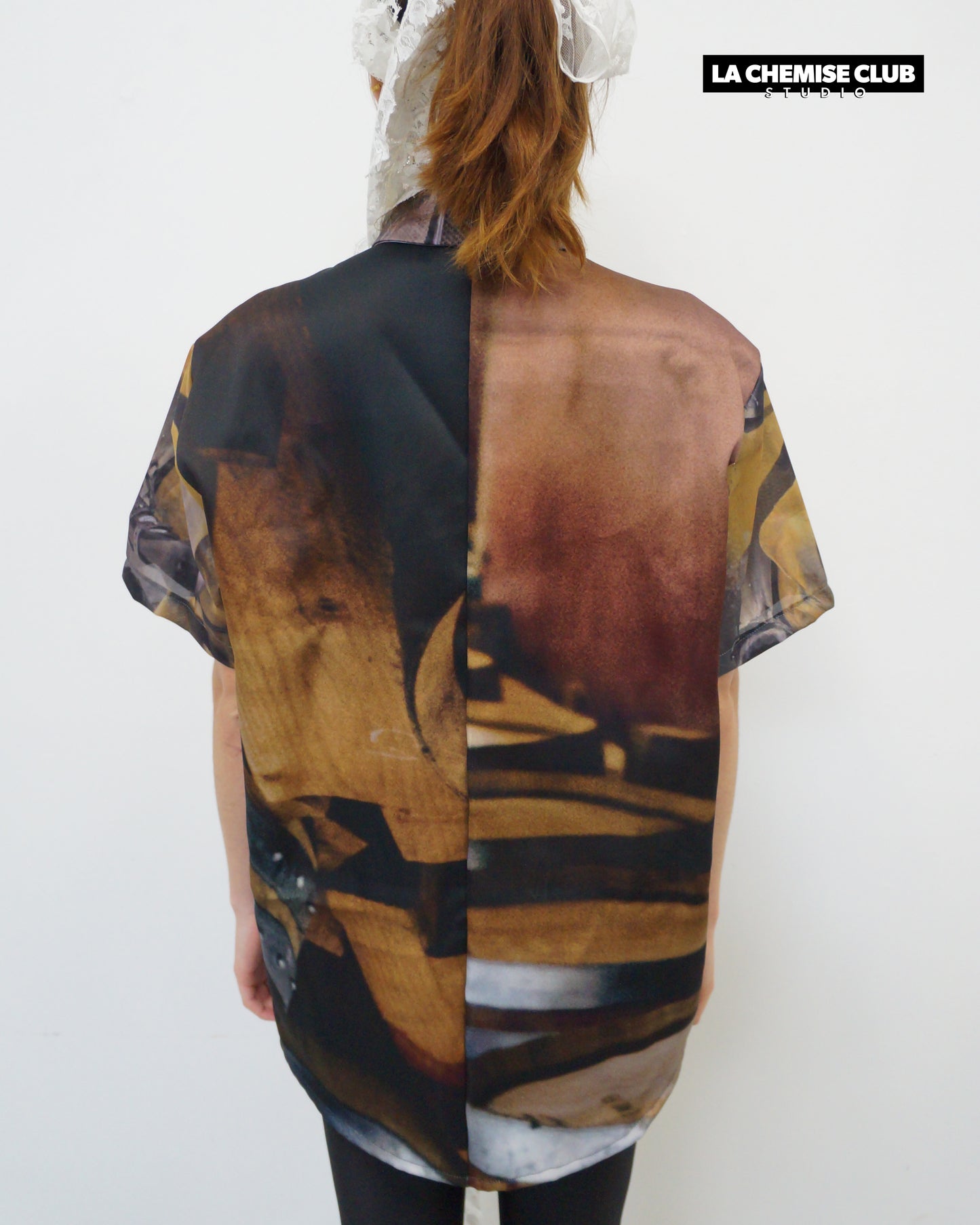 Cheval brun · La Chemise Club Studio x Charlie Aubry