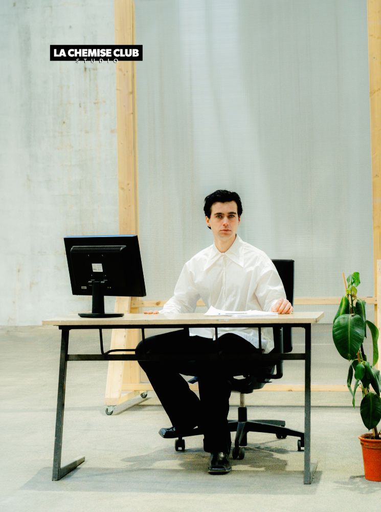 La Chemise Club Studio • BURN OUT / Stacking