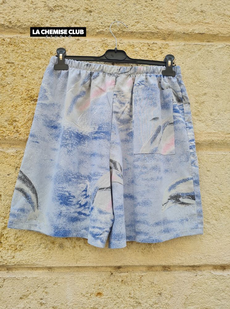 Bermuda Dolphins 2 • La Chemise Club Studio