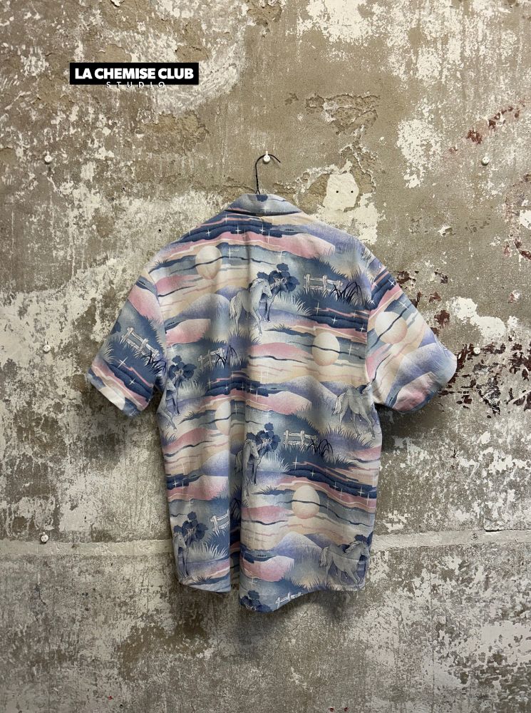La Chemise Club Studio • Dream Horse