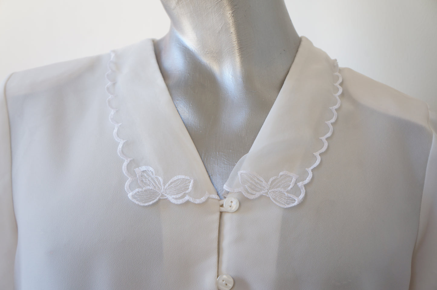 Chemise blanche col transparent