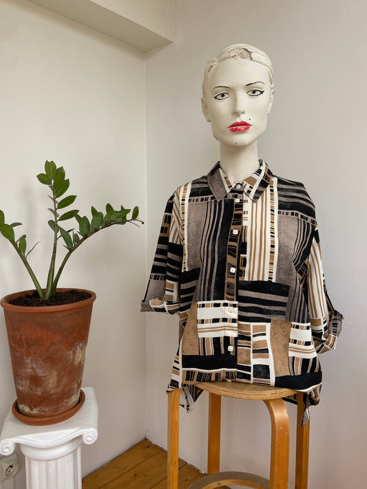 Chemise stacks