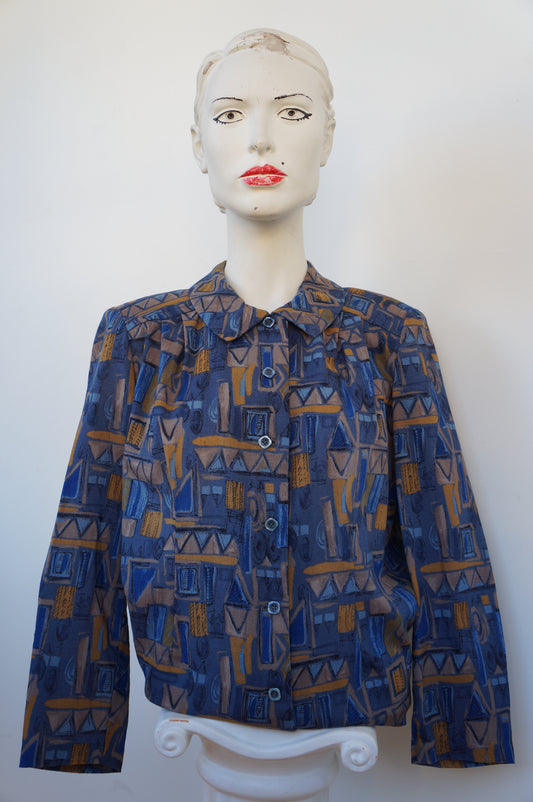 Chemise building dans la nuit