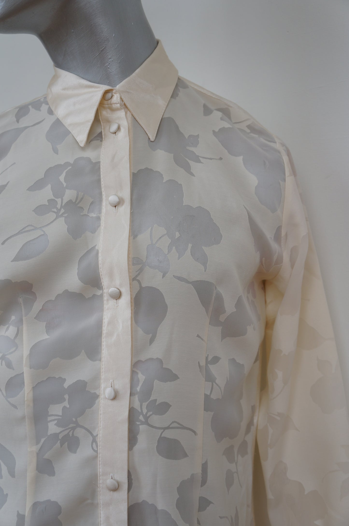Chemise feuilles transparentes