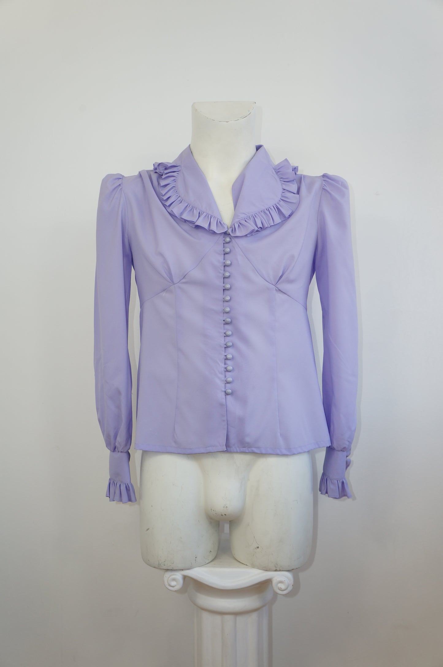 Chemise col froufrou
