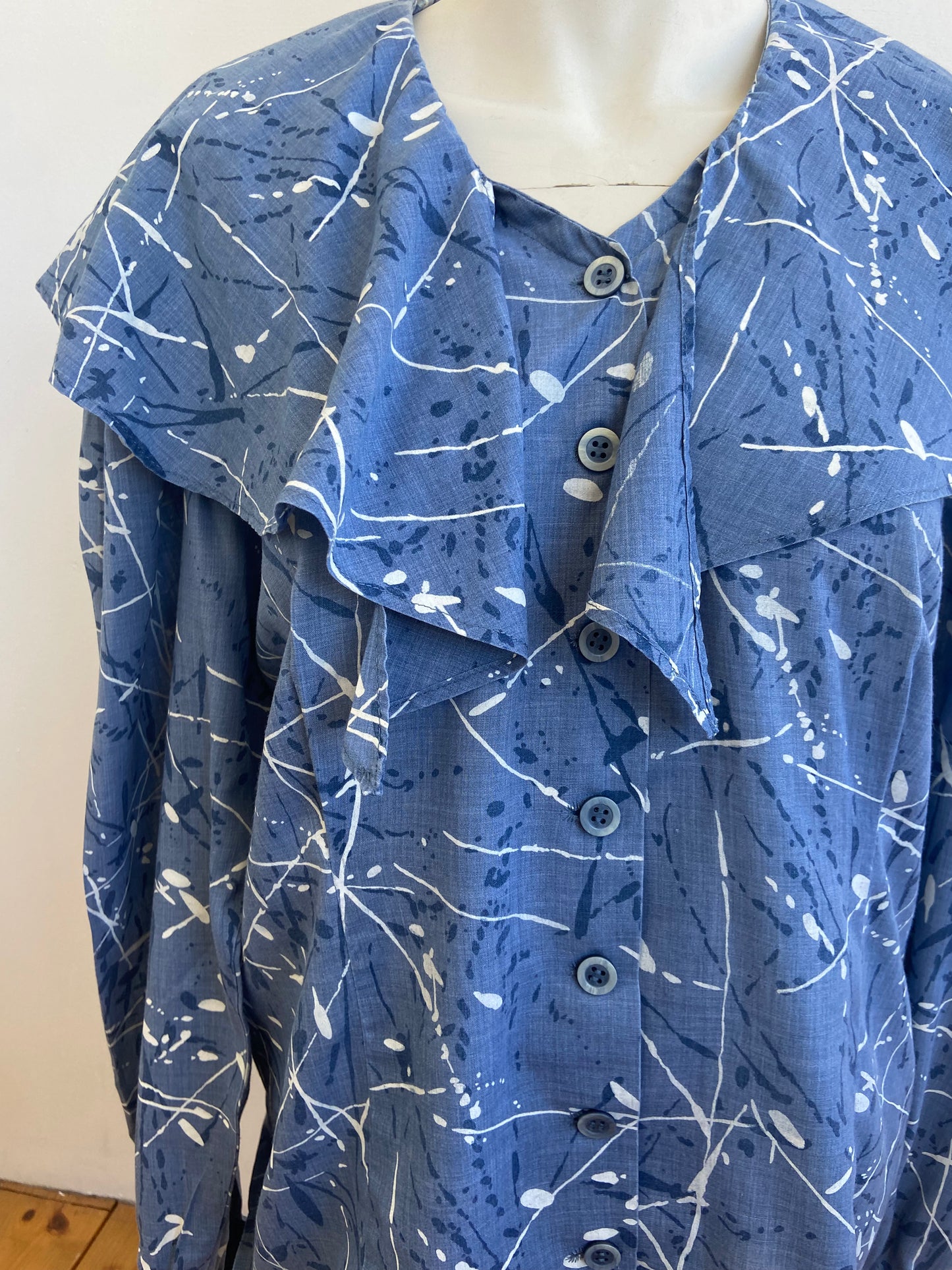 Chemise pierrot peinture