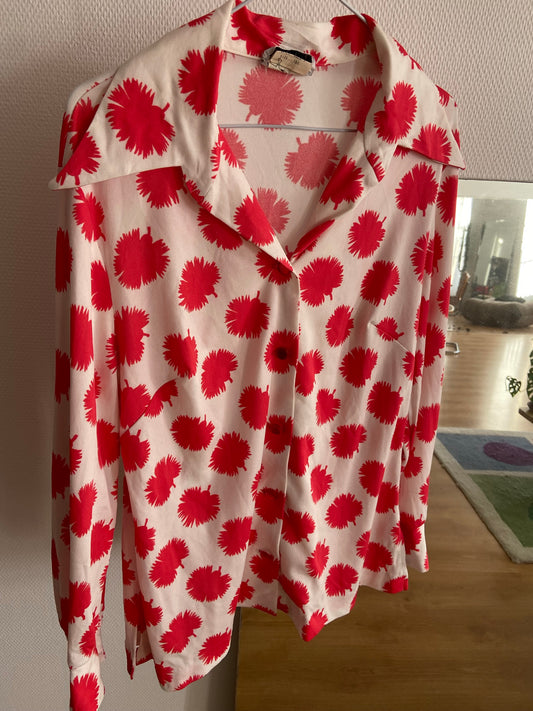Chemise oeillets roses