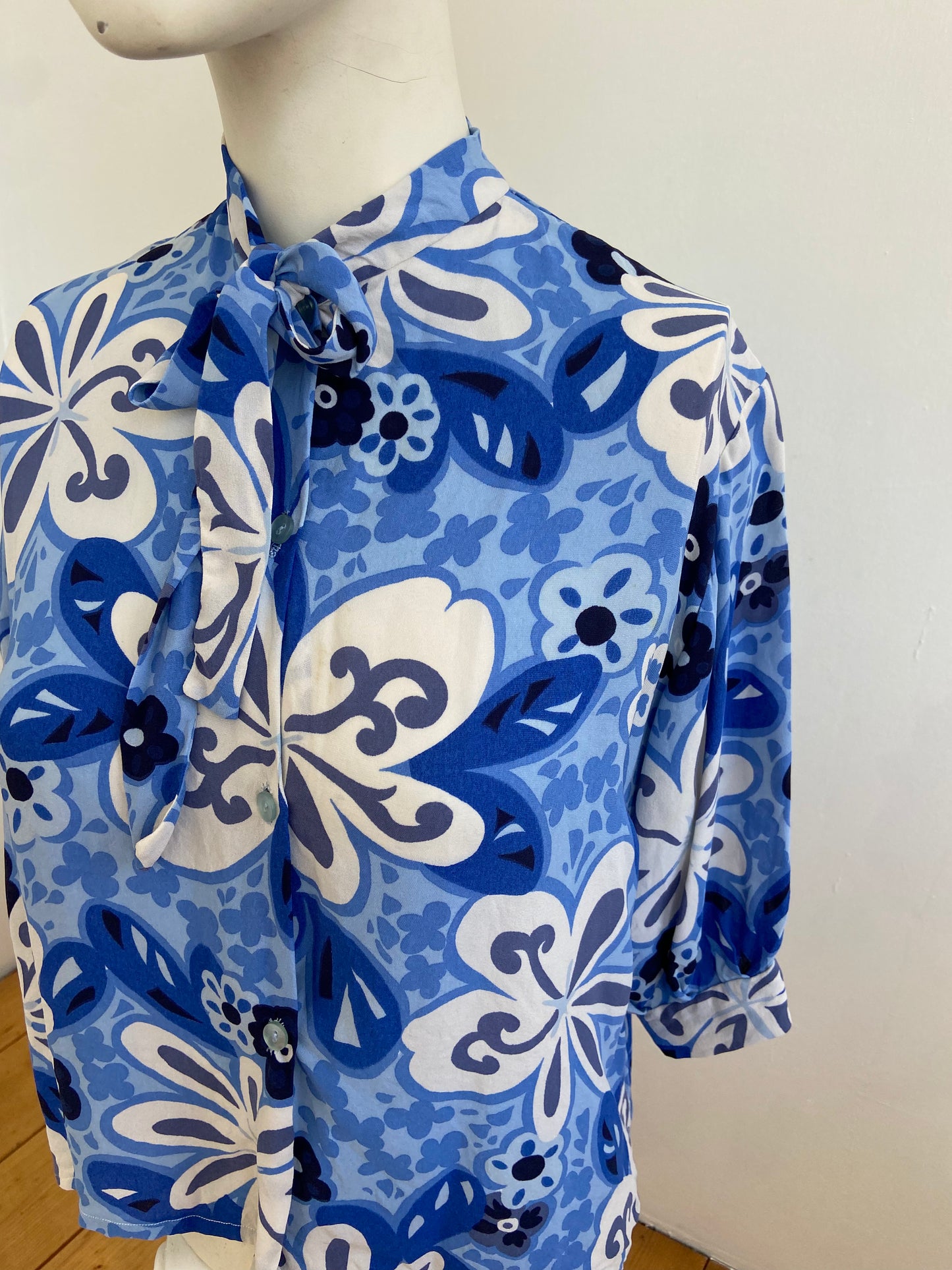 Chemise blue flowerpower
