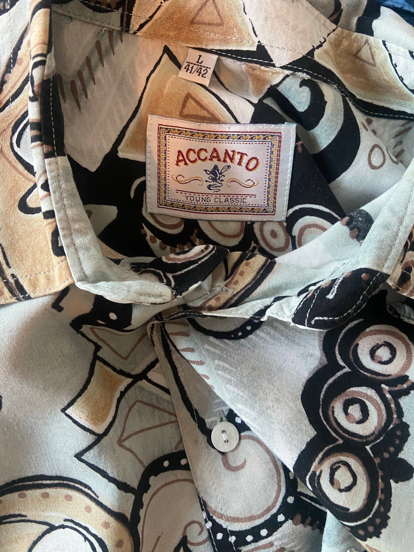 Chemise accanto