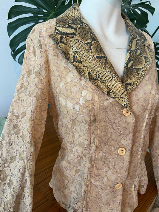 Chemise dentelle serpent