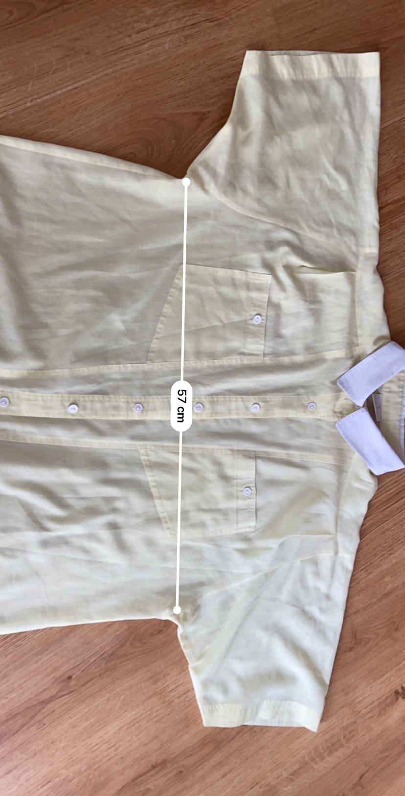 Chemise jaune pâle