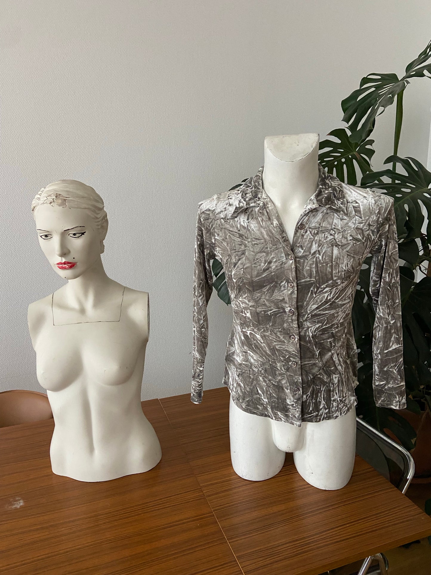 Chemise velours argent