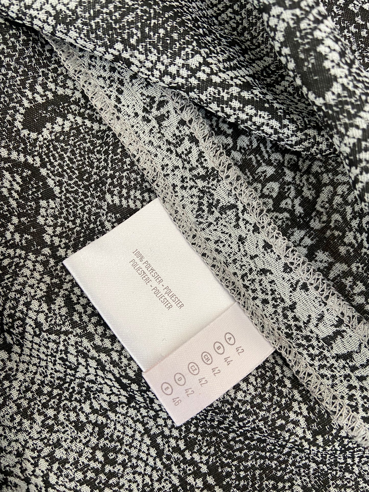 Chemise serpent gris