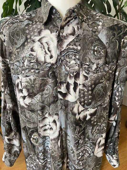 Chemise dark roses