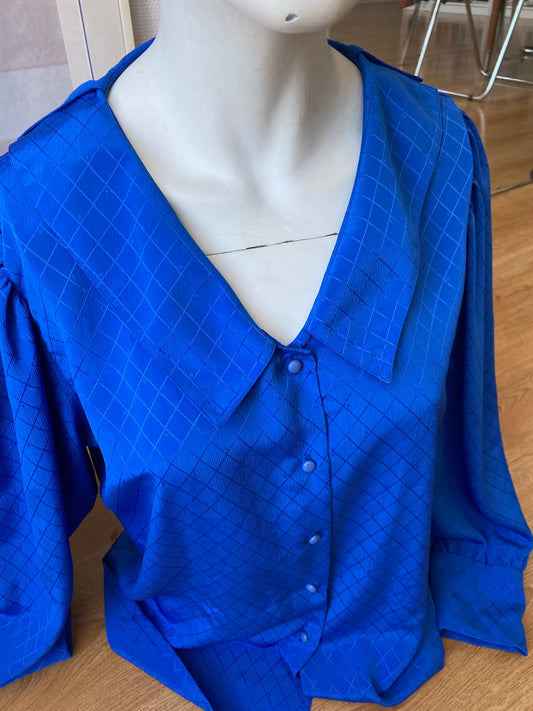Chemise six