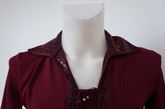 Chemise lacets bordeaux