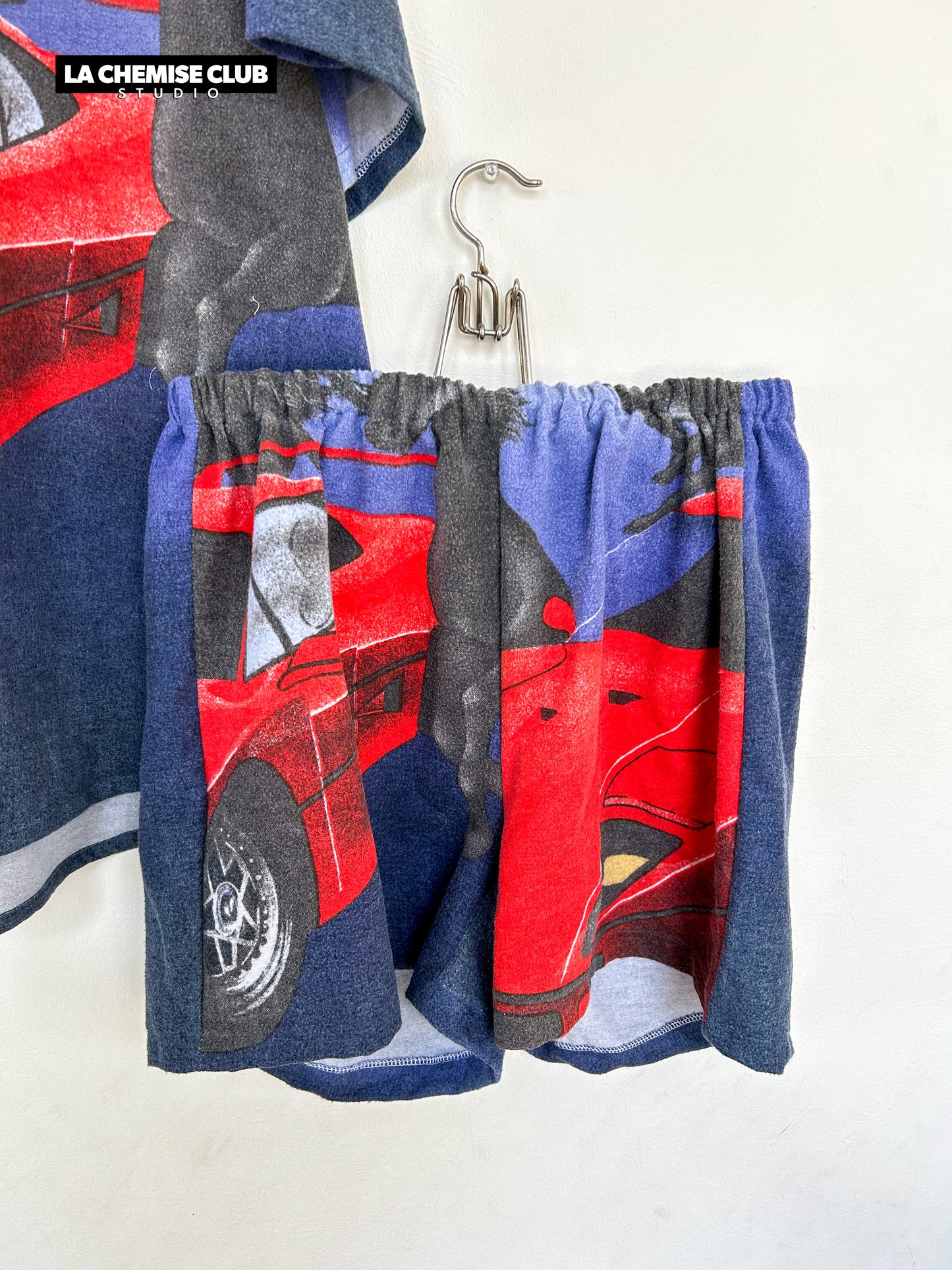 La Chemise Club Studio • Night horses