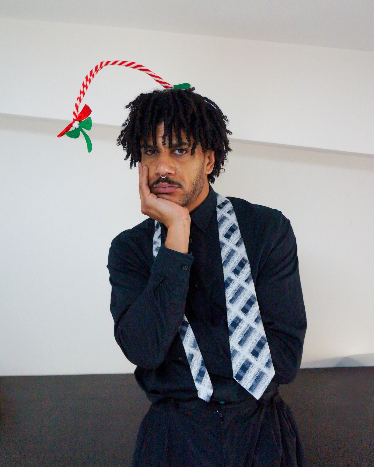 La Chemise-Cravate • Croisé b&w