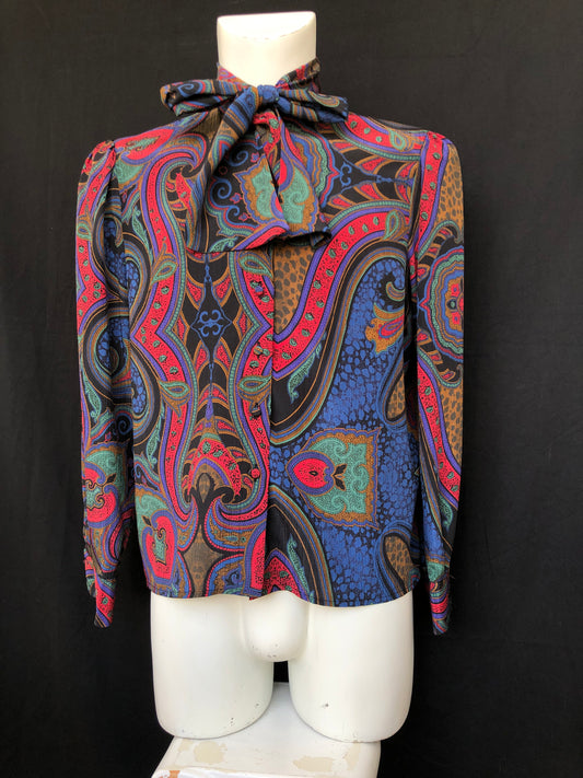 Chemise devernouée