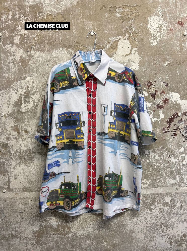 La Chemise Club Studio • Trucks
