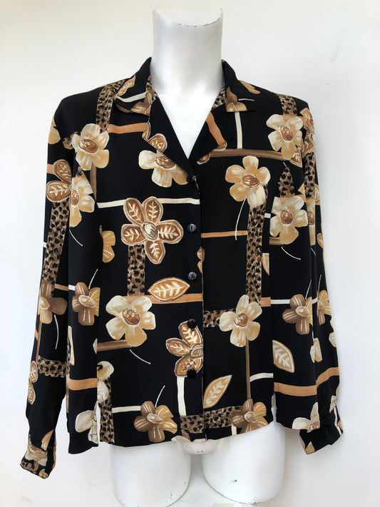 Floral leo shirt