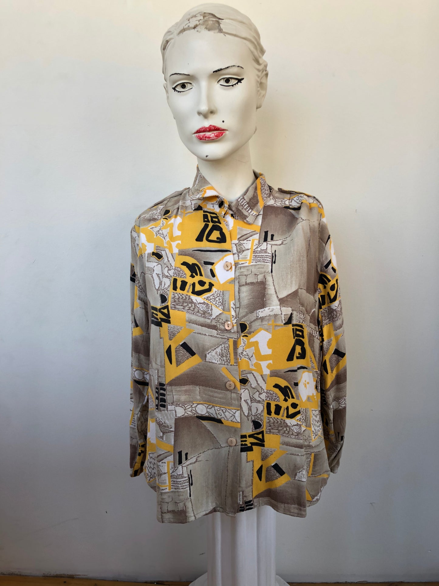 Chemise yellow art