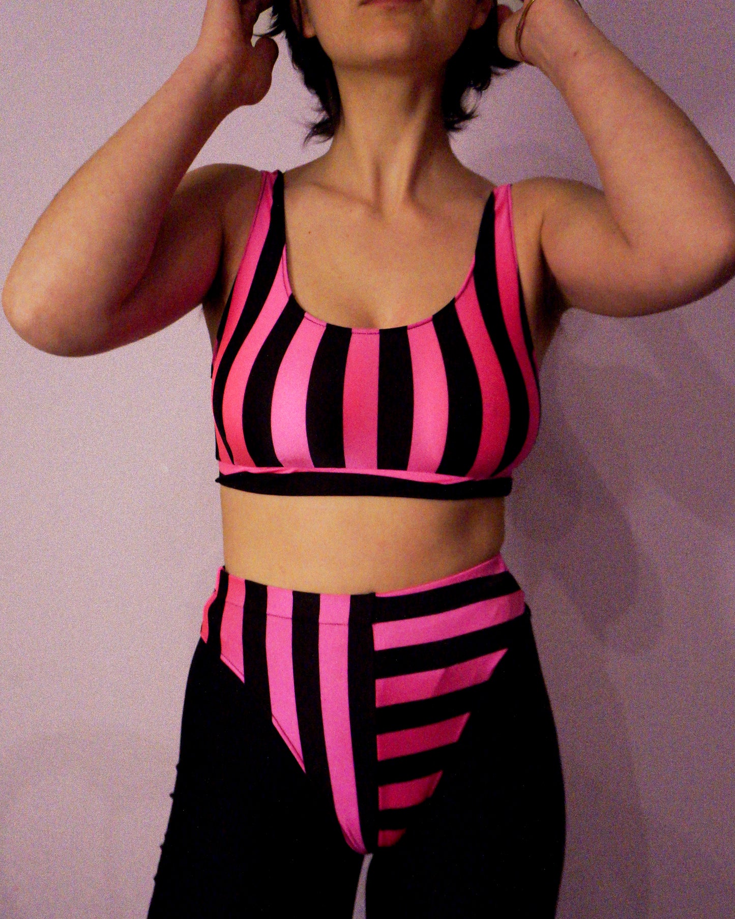 Le Aerobic Club • String bi-gout