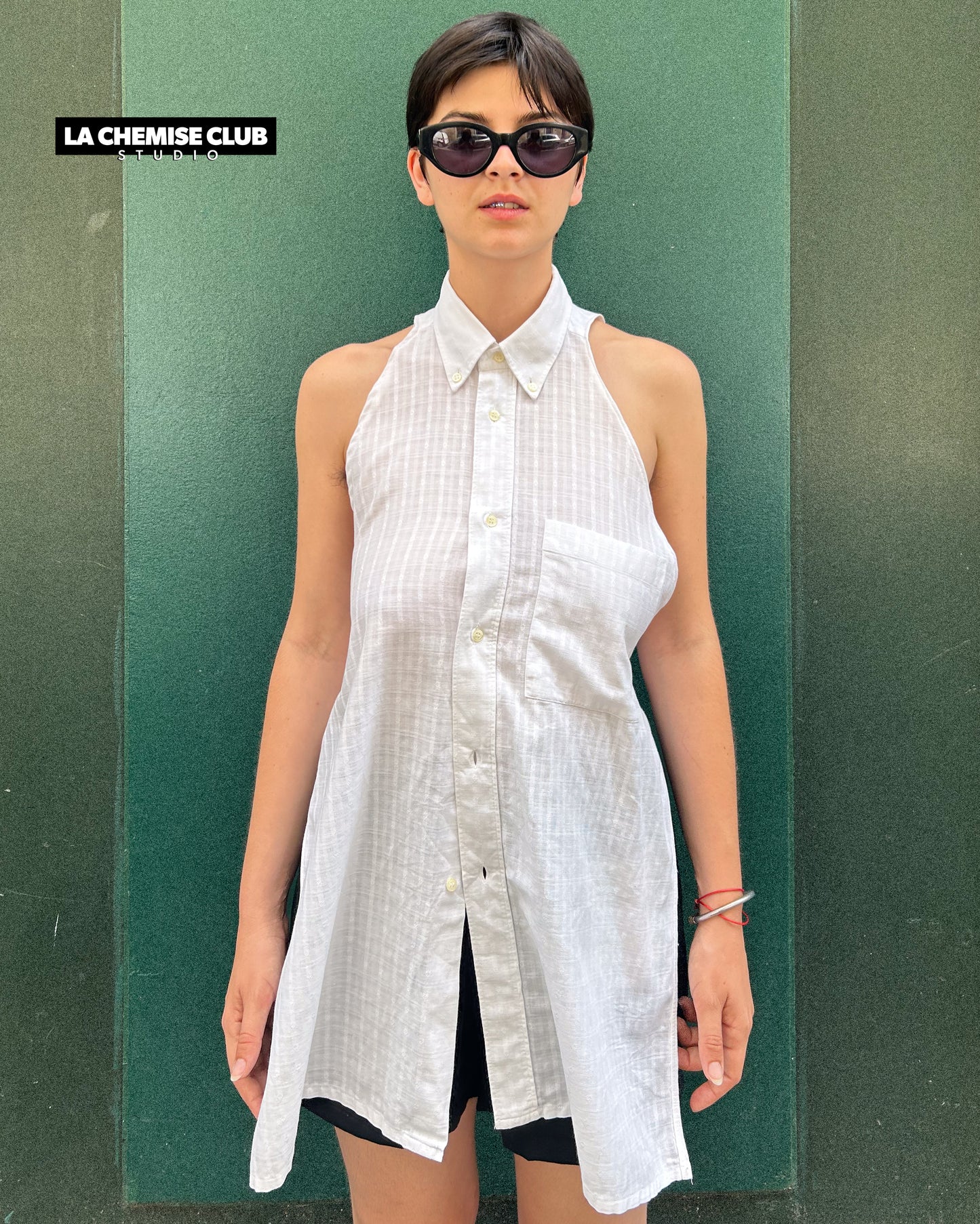 La Chemise Club Studio • La Dos Nu
