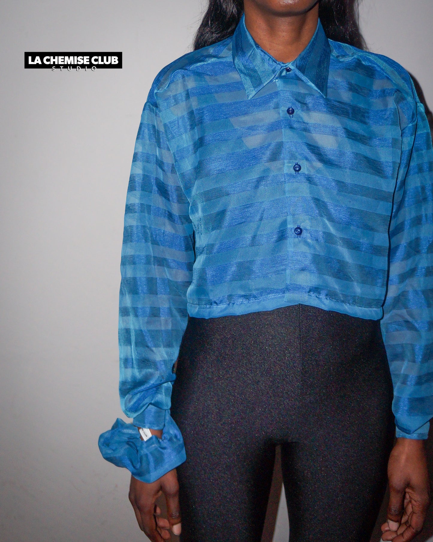 La Chemise Club Studio • Transparente rayures bleues