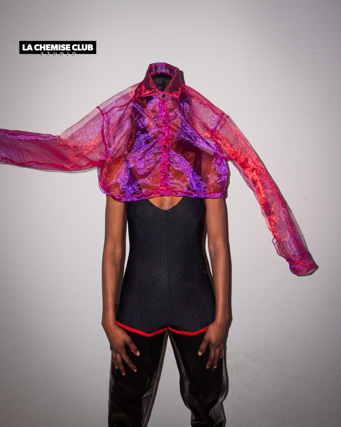 La Chemise Club Studio • Transparente violette