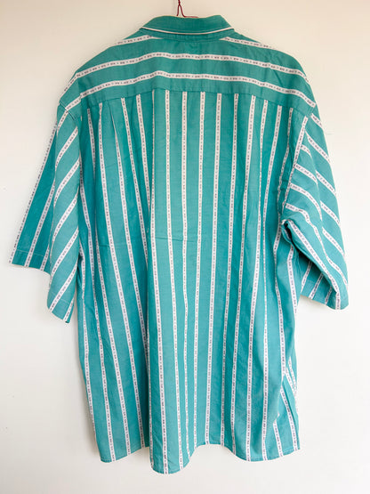 Chemise poches asymétriques