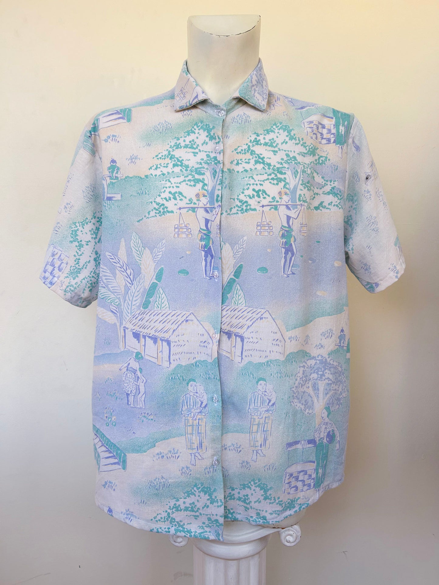 La Chemise Club Studio • Village