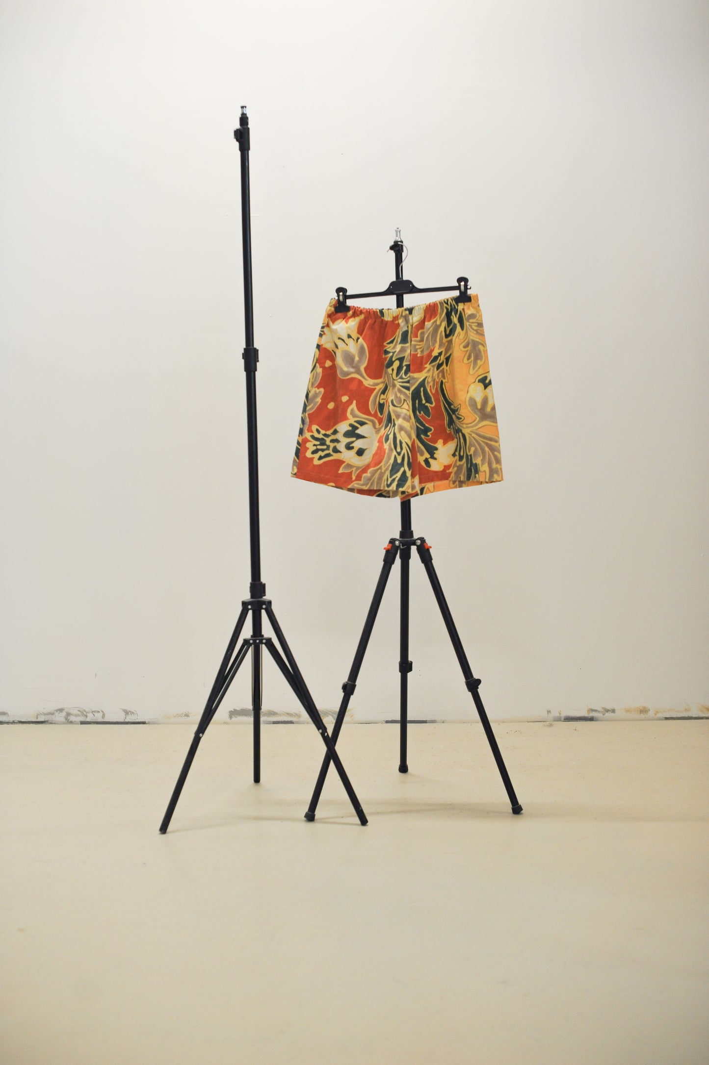 Bermuda Fleurs sable • La Chemise Club Studio