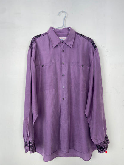 "Le Baiser Club" purple shirt