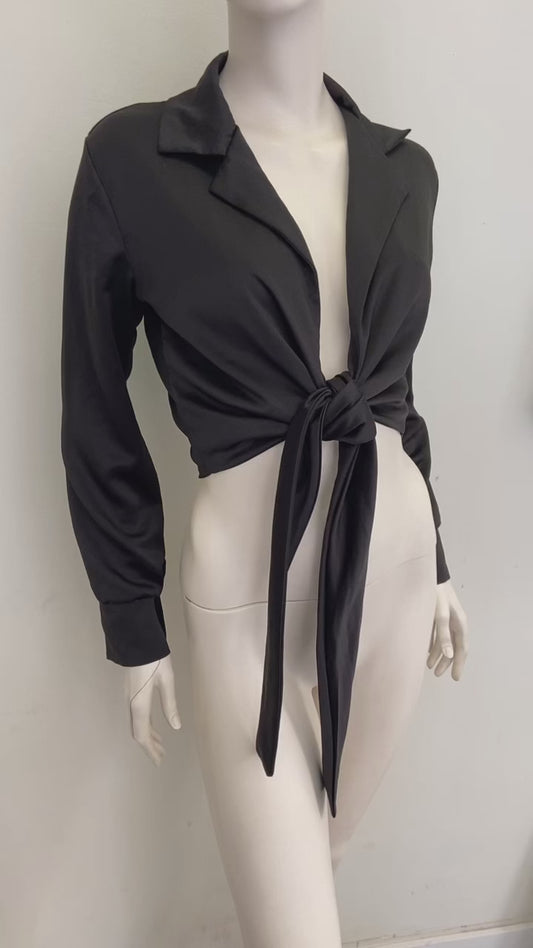 Chemise nouée satin noir
