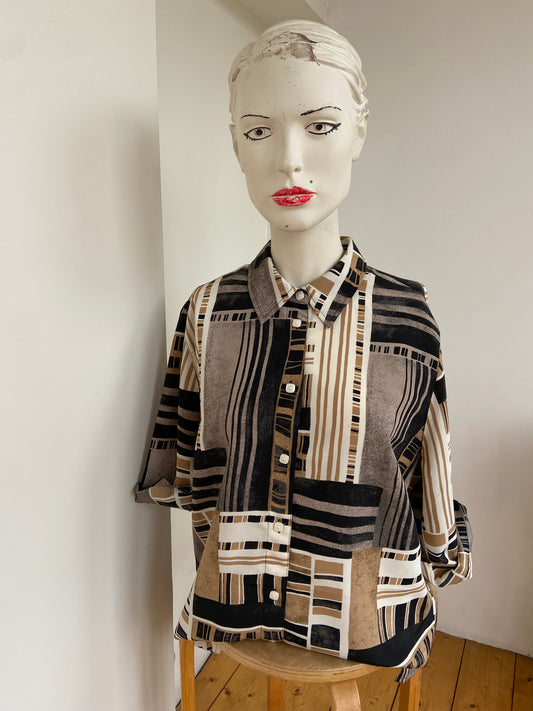 Chemise stacks