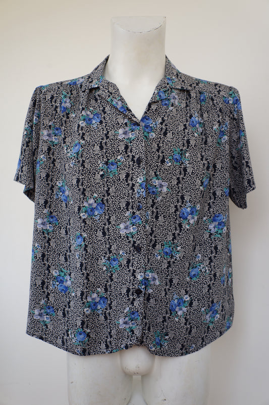Chemise toutes fleurs