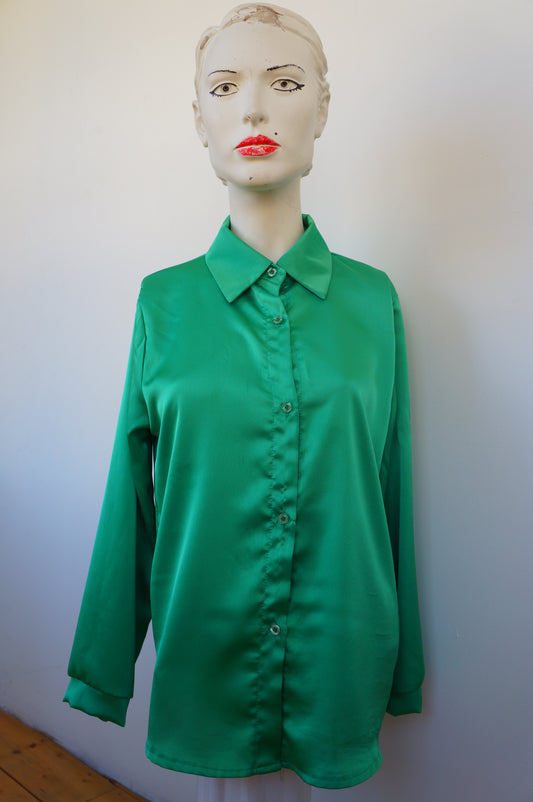 Chemise the mask