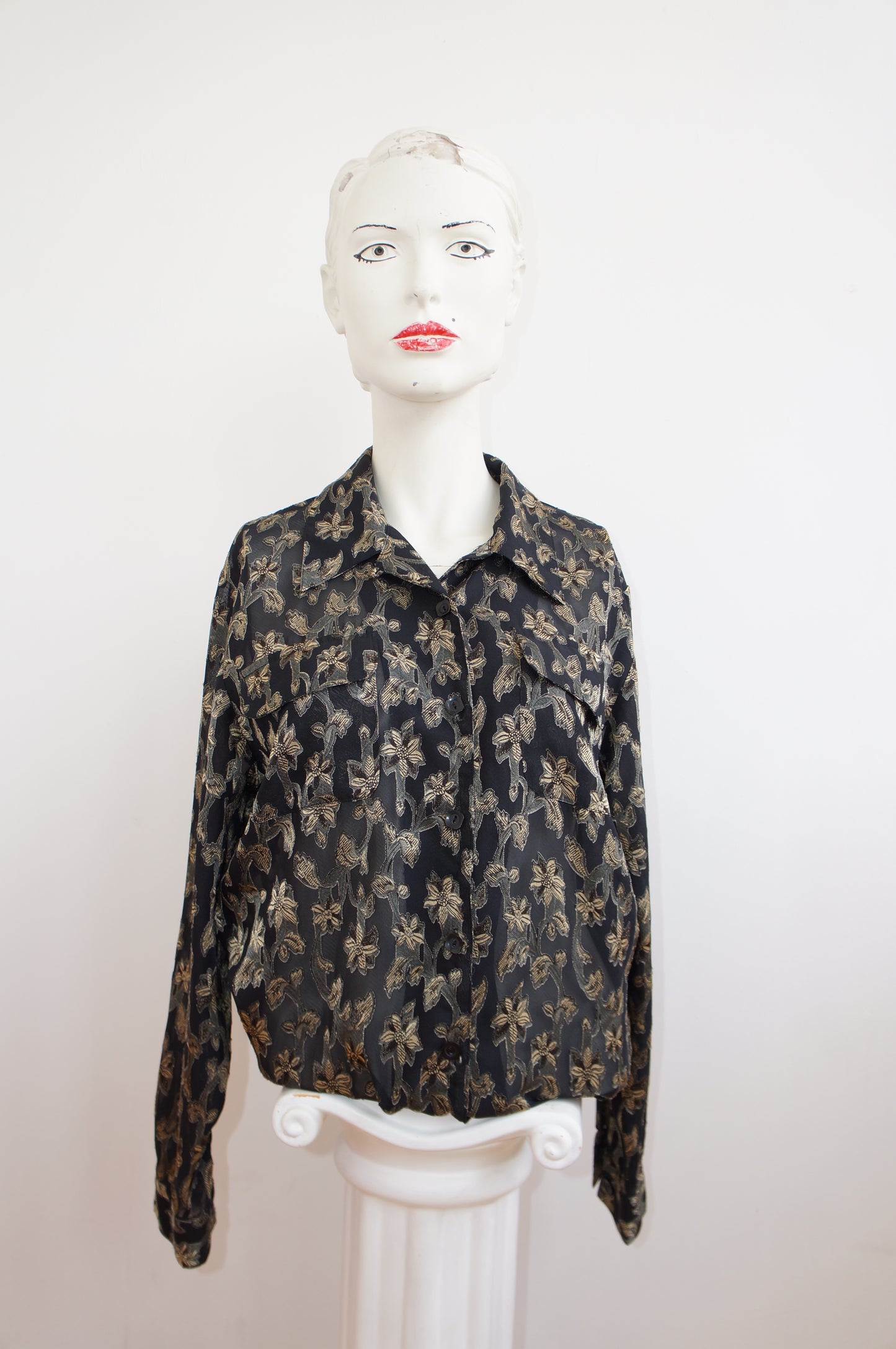 Transparent shirt with beige flowers