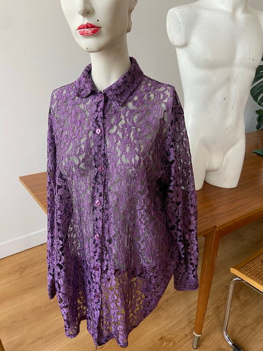 Chemise dentelle violette