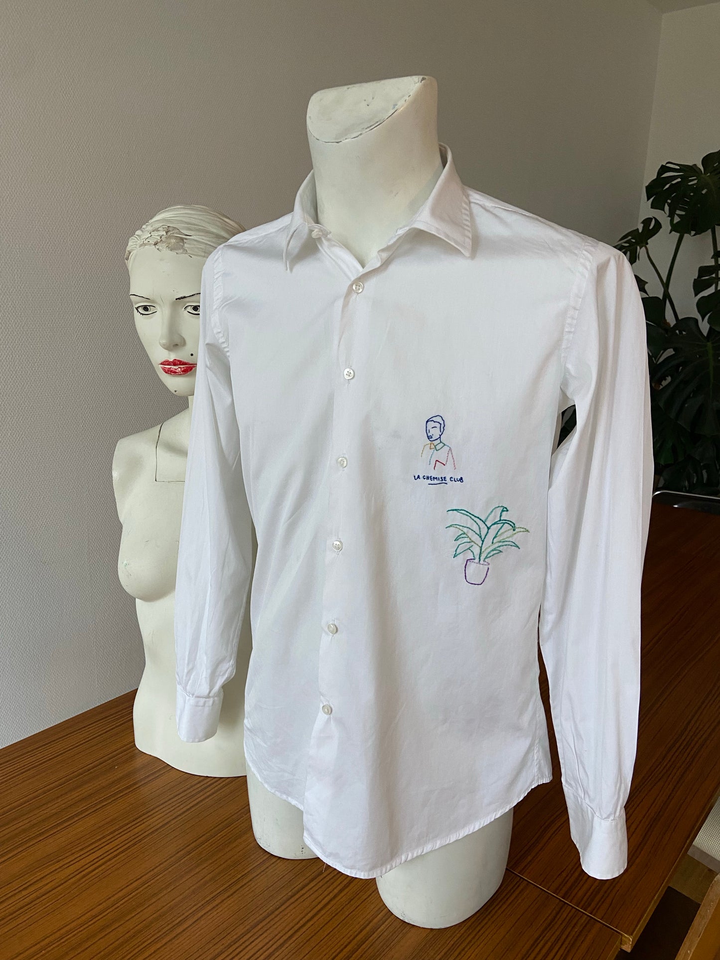 Plant embroidered shirt