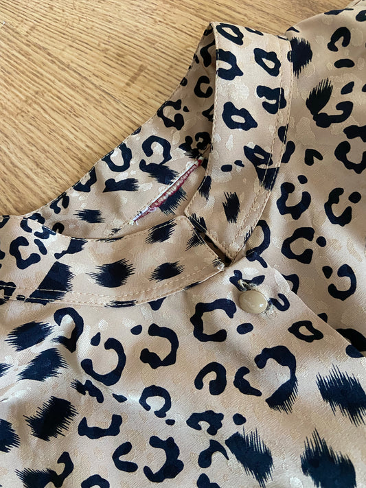Chemise satin léopard